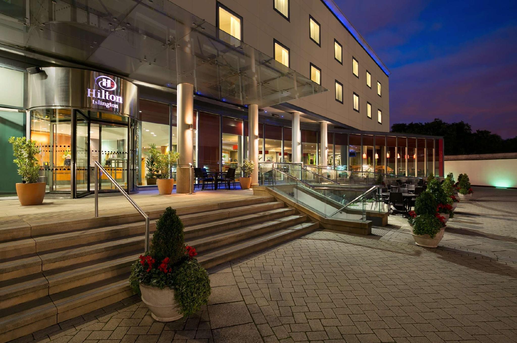 Ngoại cảnh khách sạn