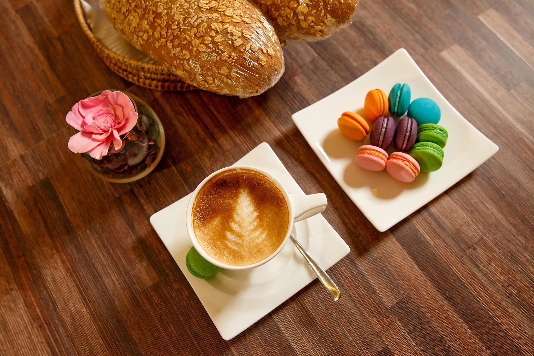 Đồ ăn và thức uống