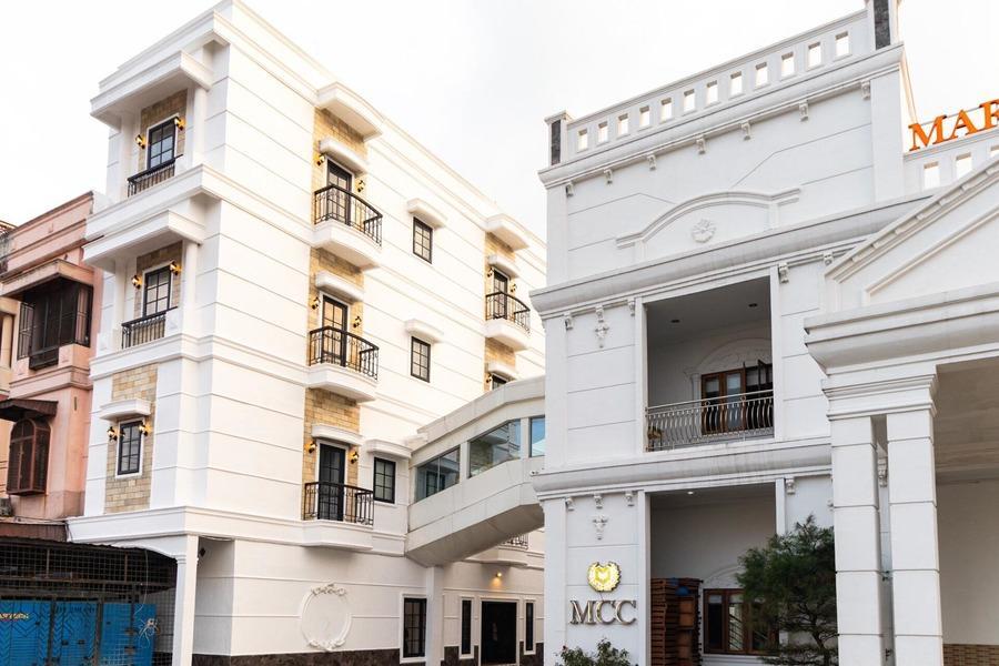 Ngoại cảnh khách sạn