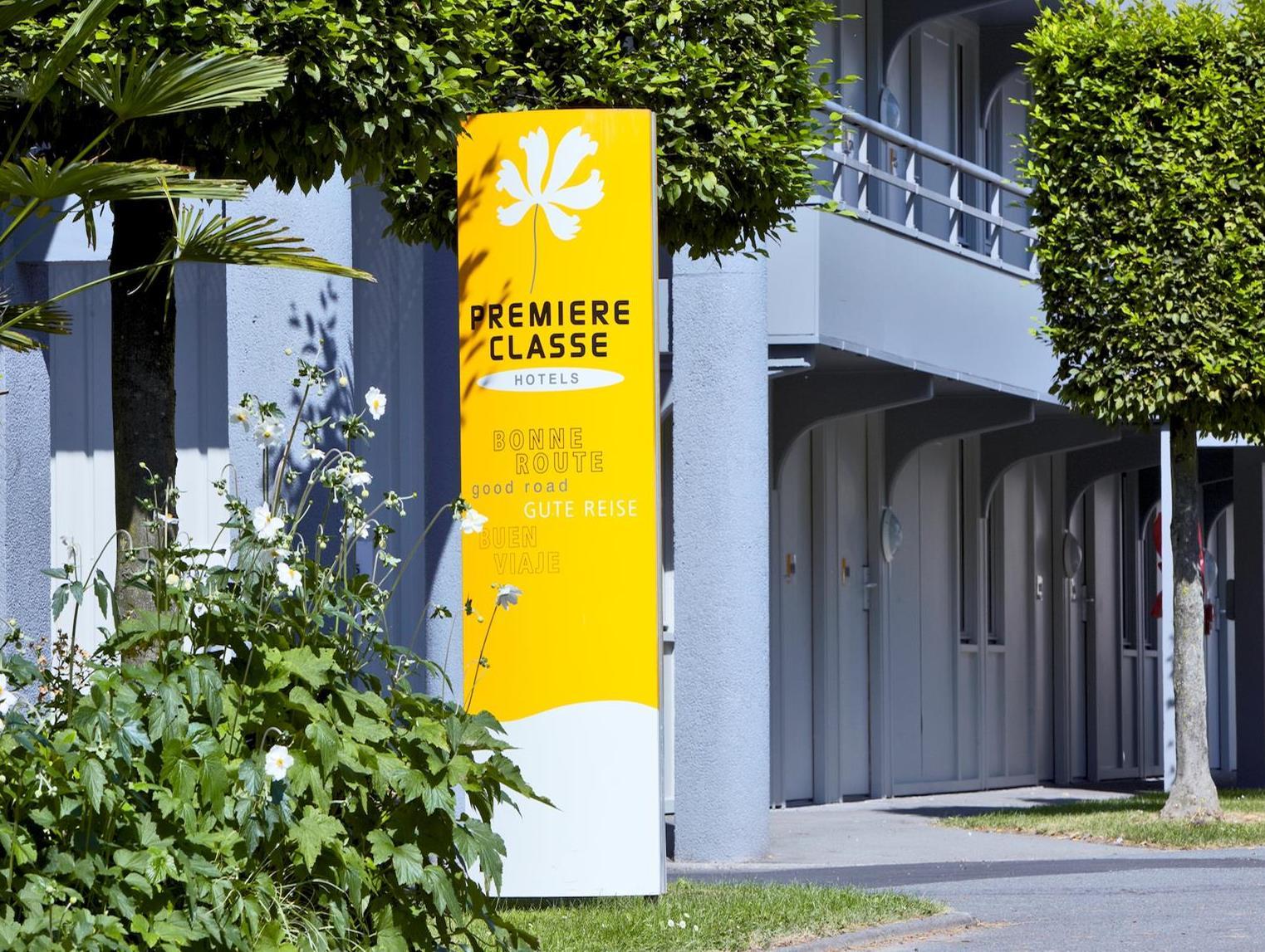 Ngoại cảnh khách sạn