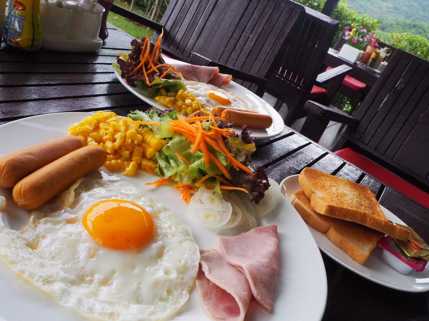 Đồ ăn và thức uống