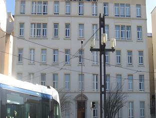 Ngoại cảnh khách sạn