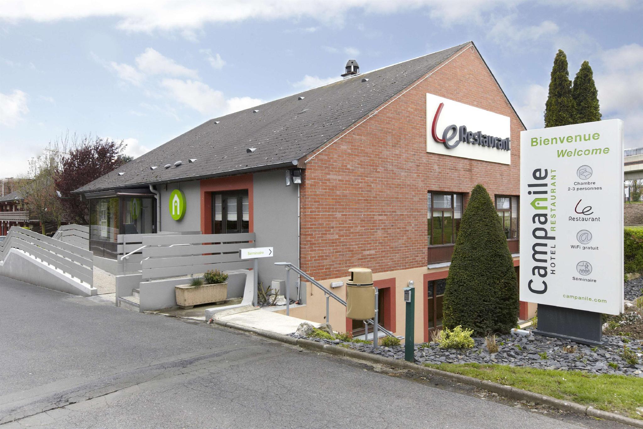 Ngoại cảnh khách sạn