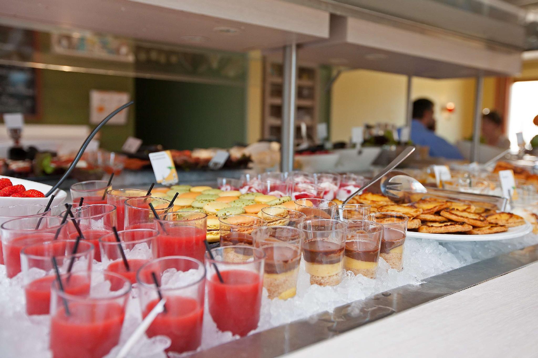 Đồ ăn và thức uống