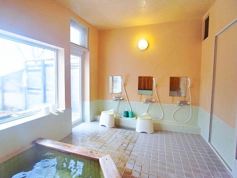 Bồn tắm nước nóng