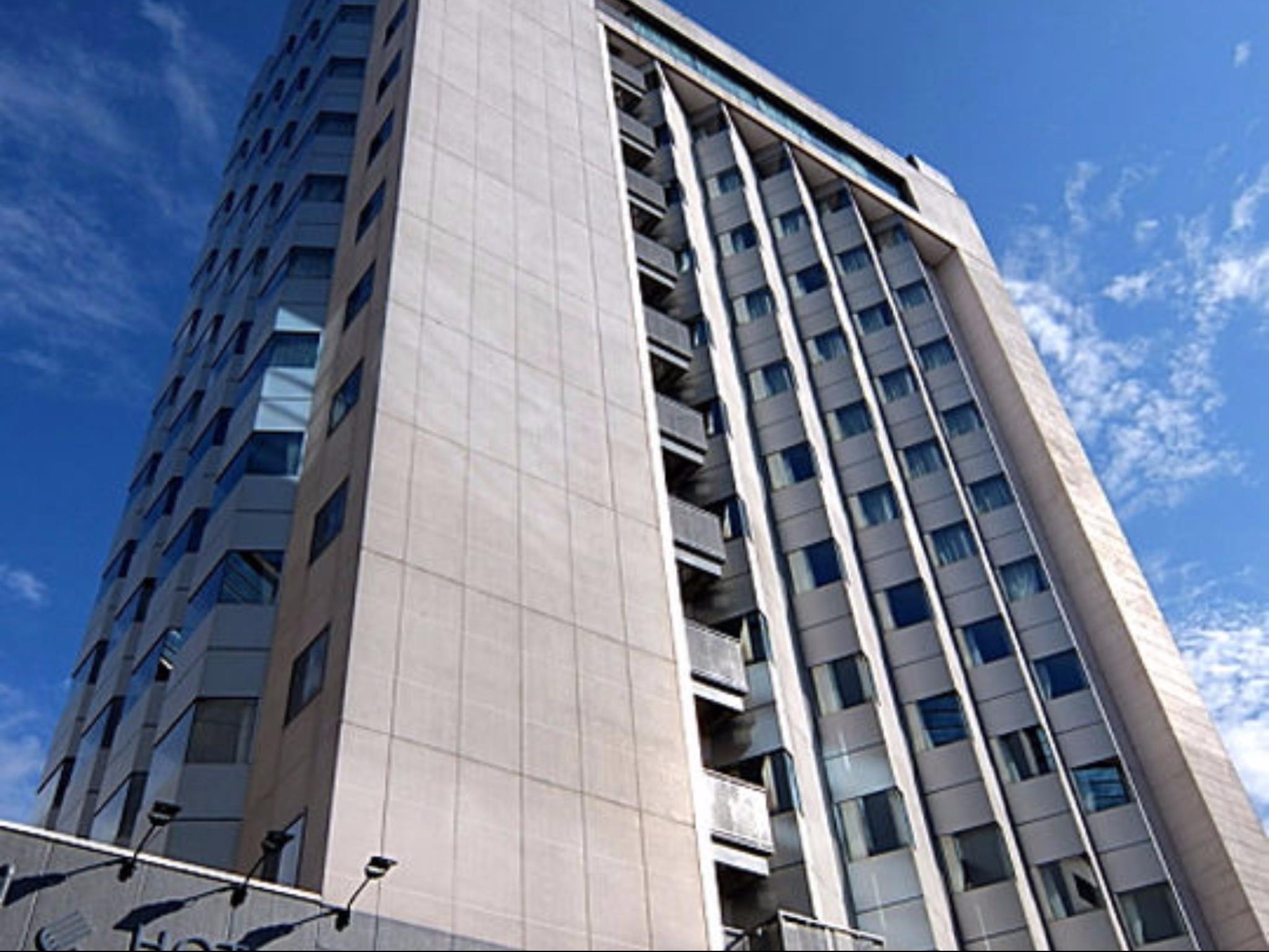 Ngoại cảnh khách sạn