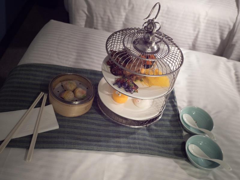 Đồ ăn và thức uống