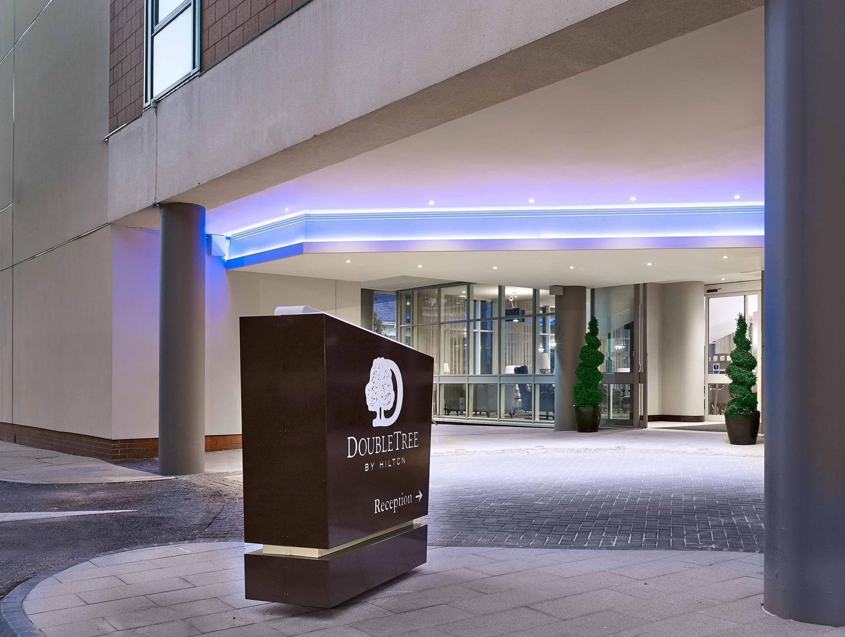 Ngoại cảnh khách sạn