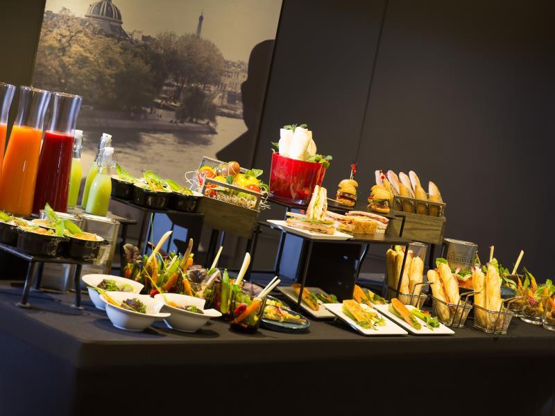 Đồ ăn và thức uống