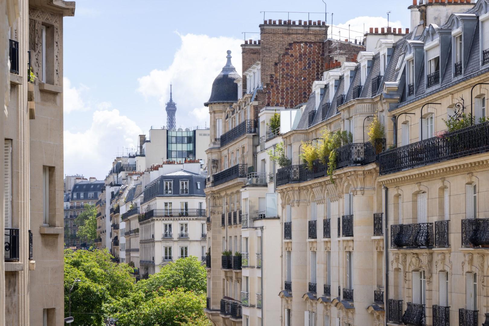 Ngoại cảnh khách sạn