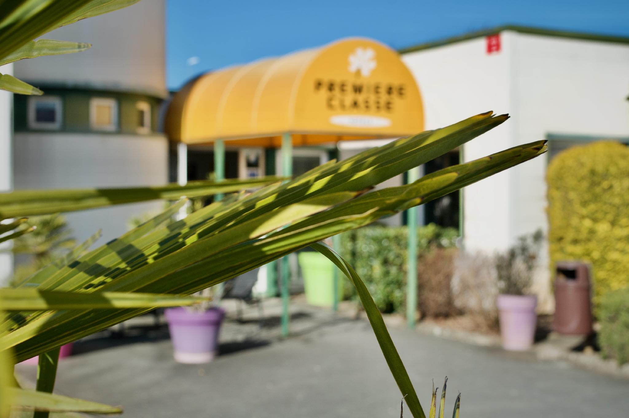 Ngoại cảnh khách sạn