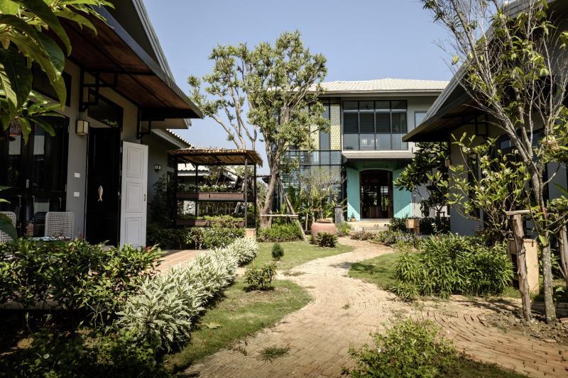 Ngoại cảnh khách sạn