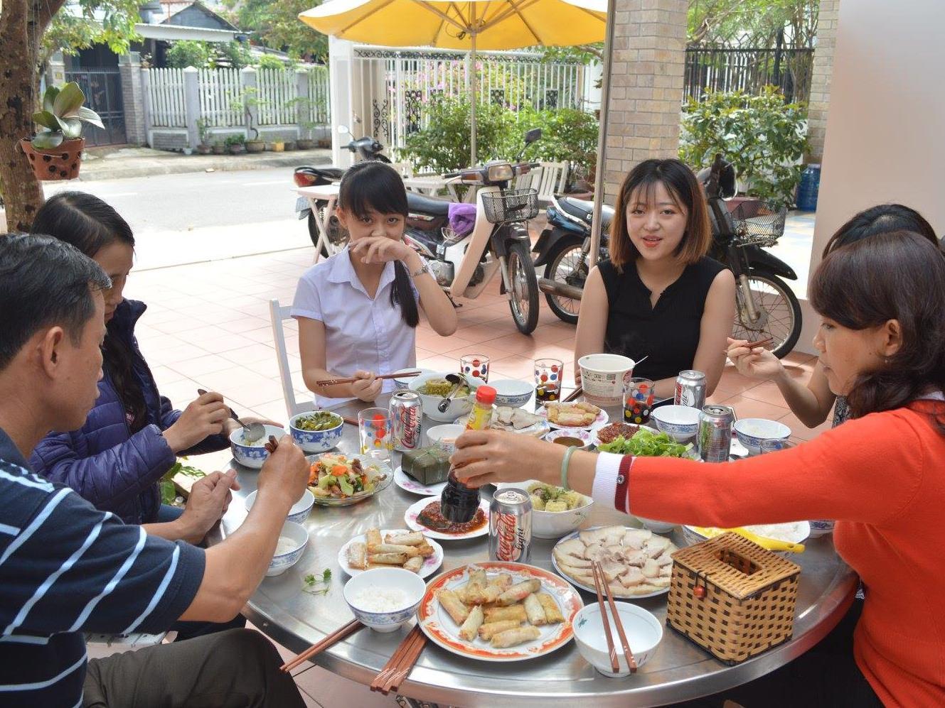 Đồ ăn và thức uống