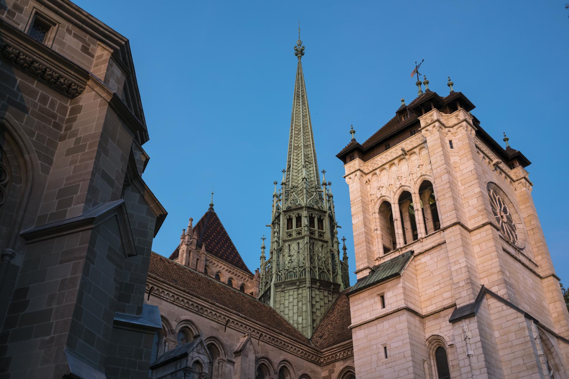 Nơi tham quan gần đây