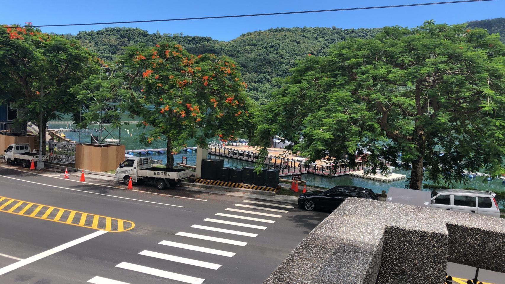 Ngoại cảnh khách sạn