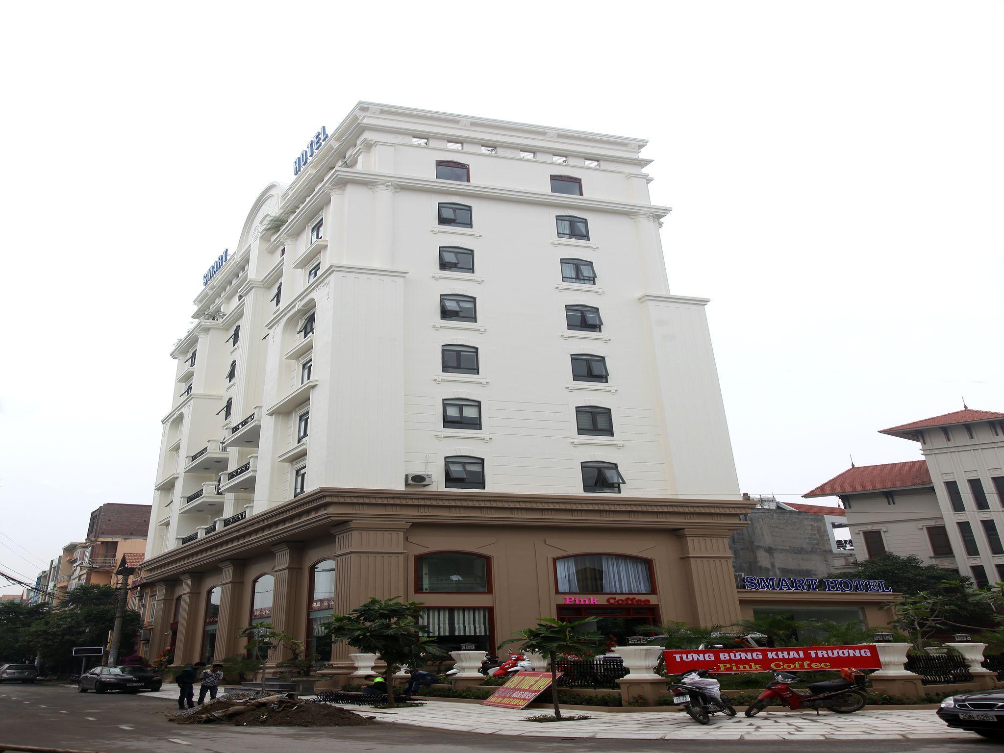 Ngoại cảnh khách sạn