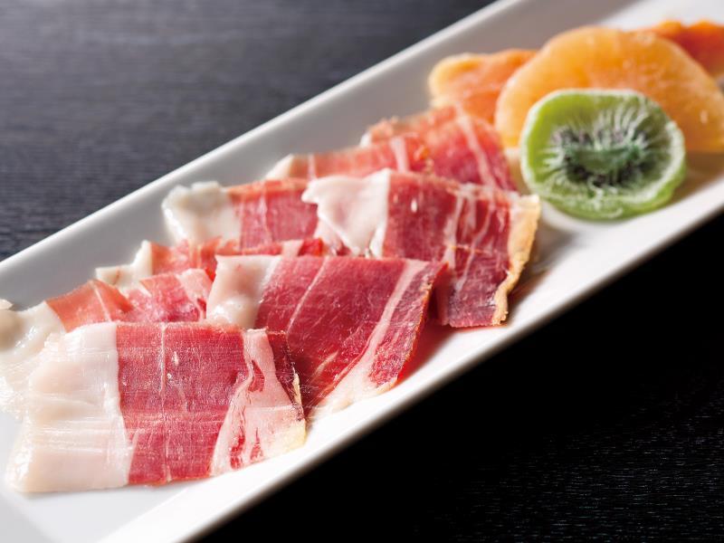 Đồ ăn và thức uống