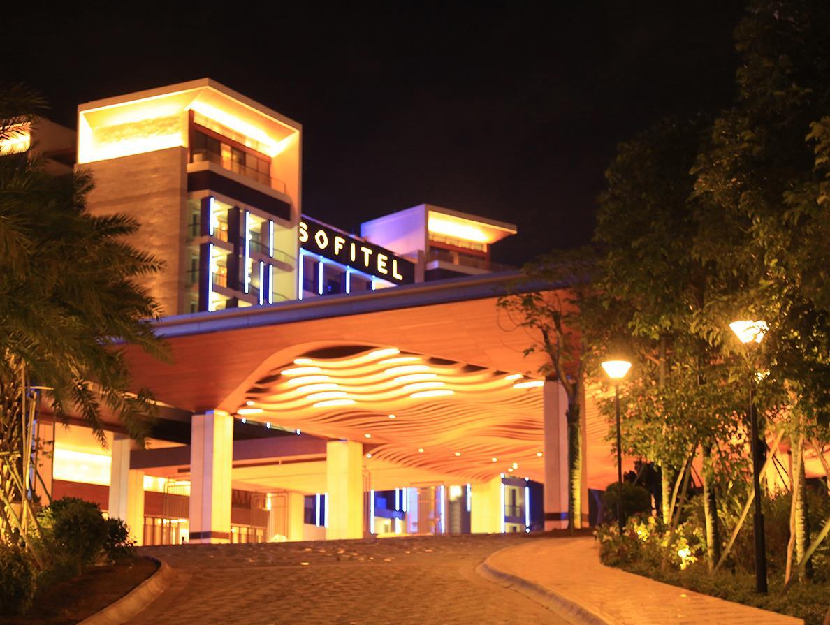 Ngoại cảnh khách sạn