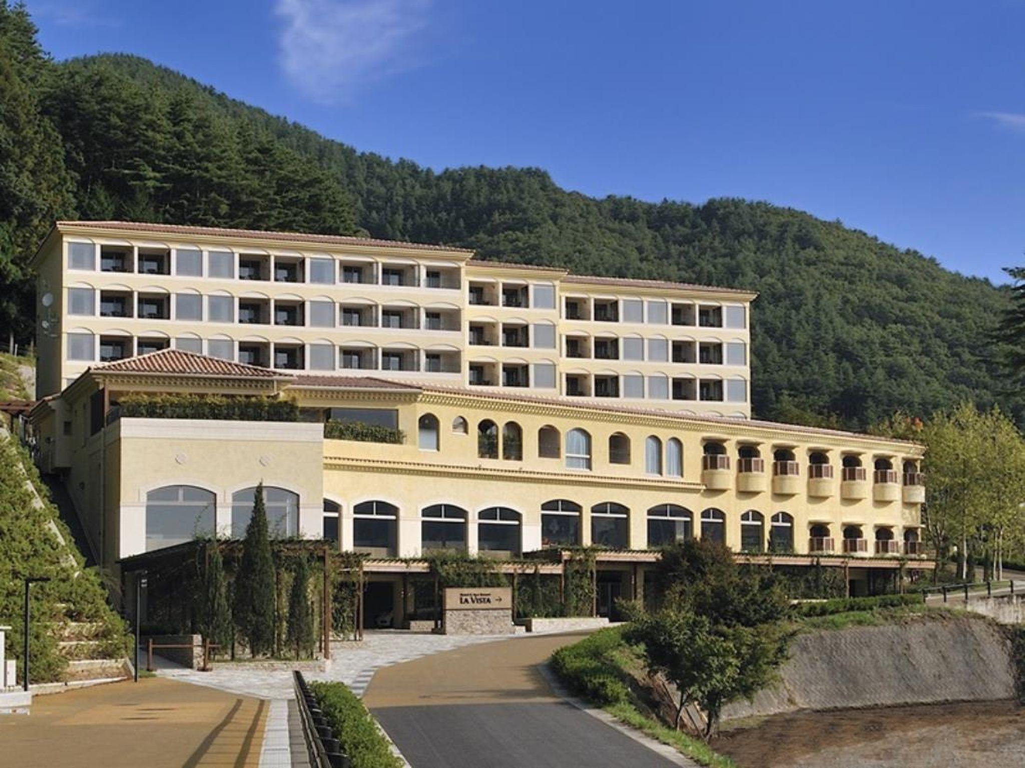 Ngoại cảnh khách sạn