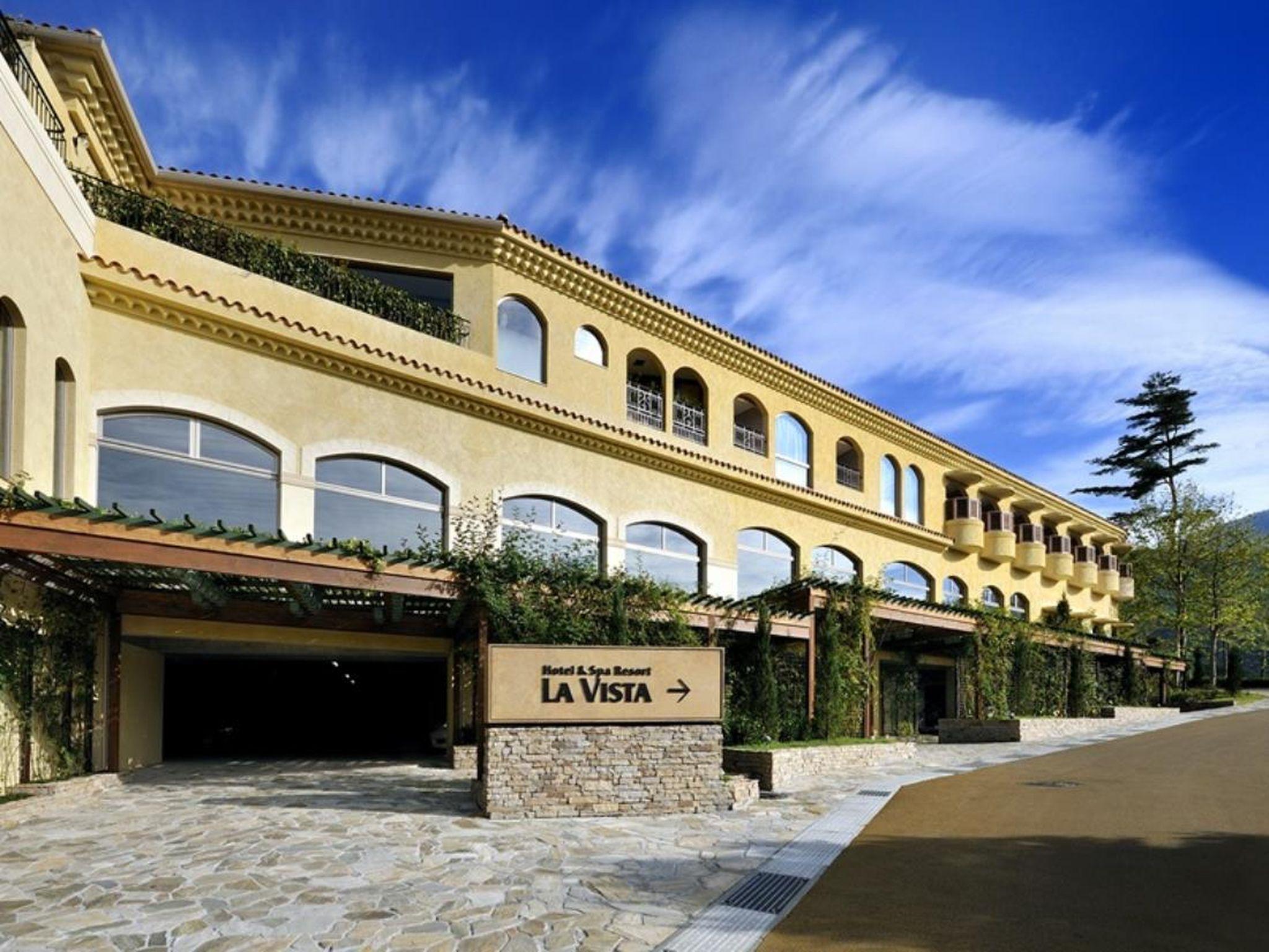 Ngoại cảnh khách sạn