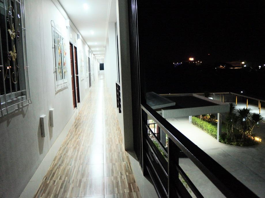 Ngoại cảnh khách sạn