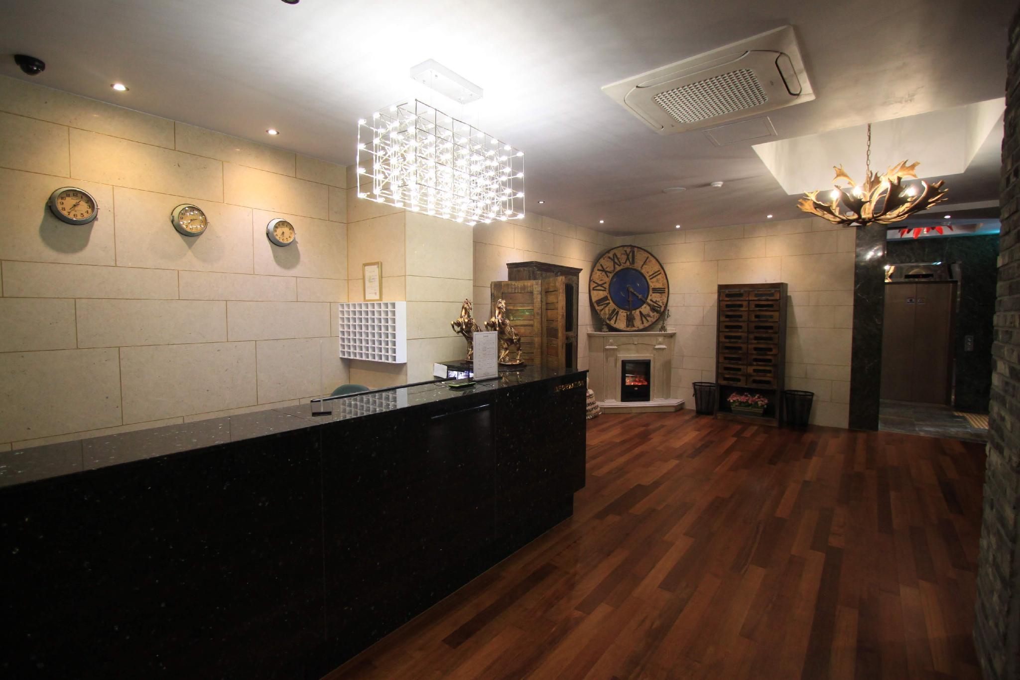 Ngoại cảnh khách sạn