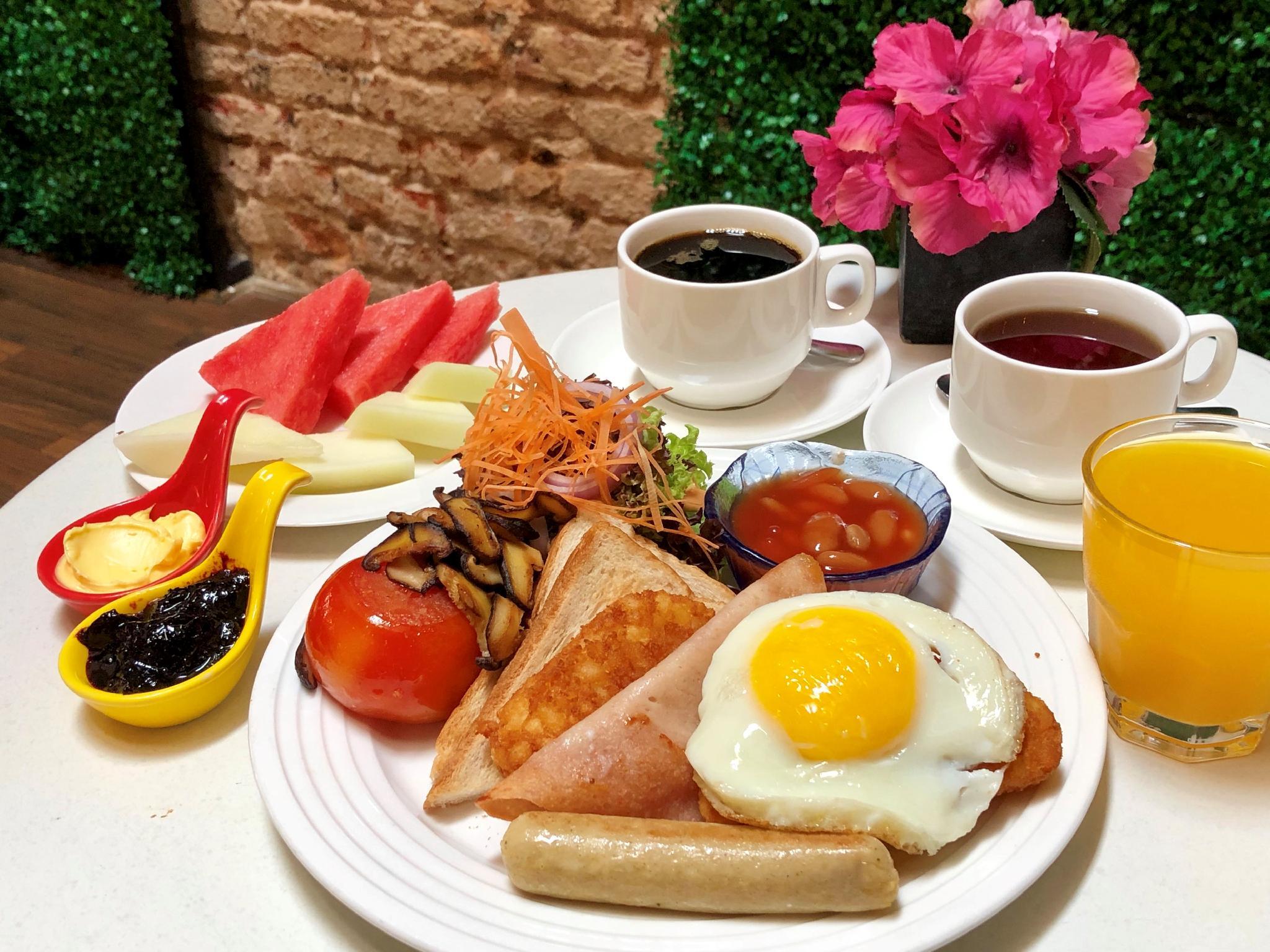 Đồ ăn và thức uống