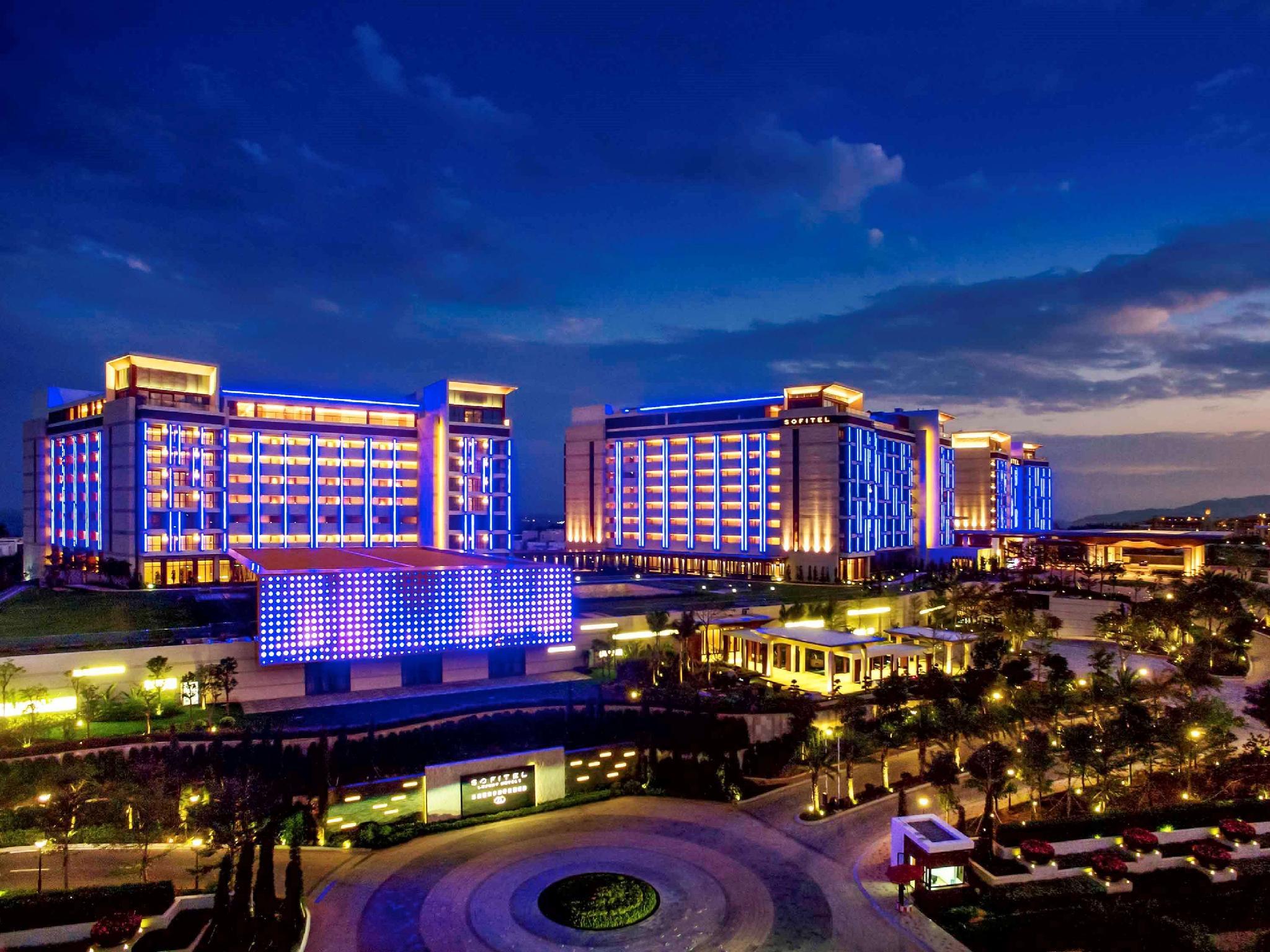 Ngoại cảnh khách sạn