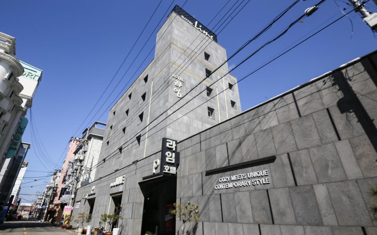 Ngoại cảnh khách sạn