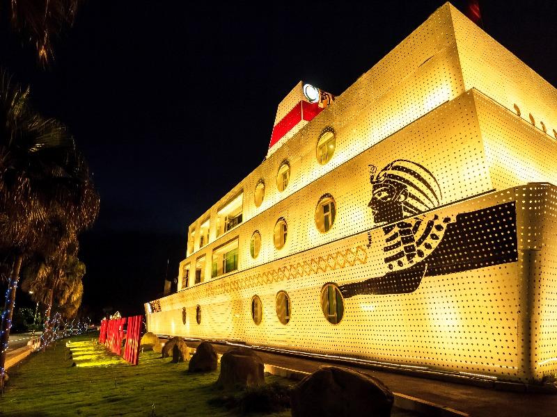 Ngoại cảnh khách sạn