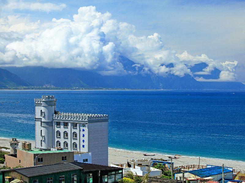 Khu vực xung quanh