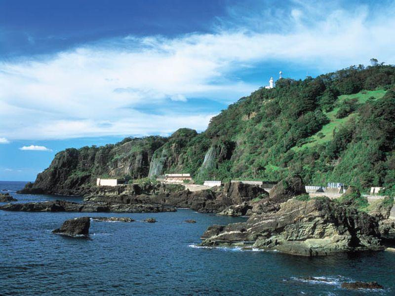 Nơi tham quan gần đây