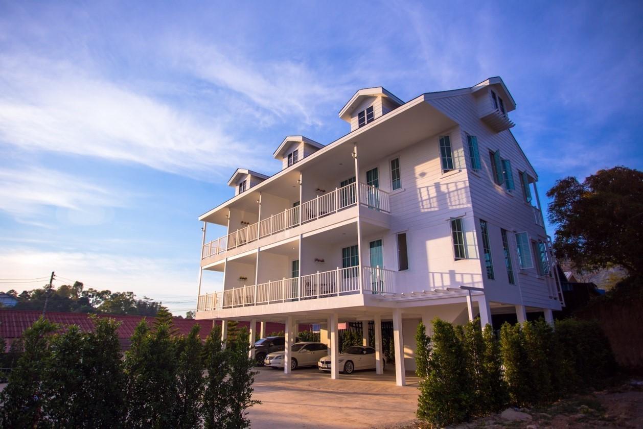 Ngoại cảnh khách sạn