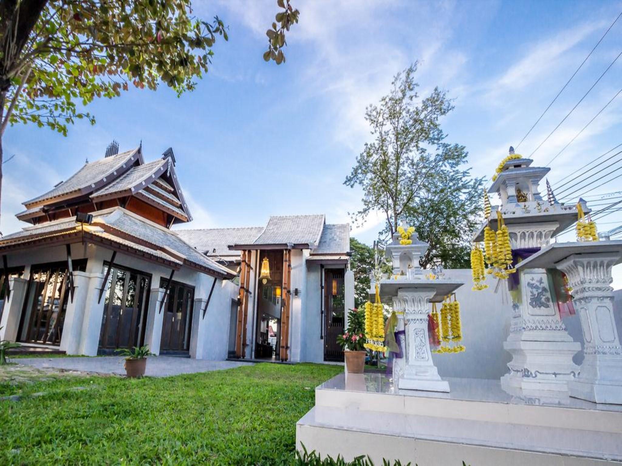 Ngoại cảnh khách sạn