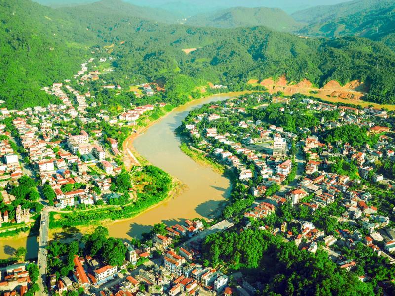 Nơi tham quan gần đây