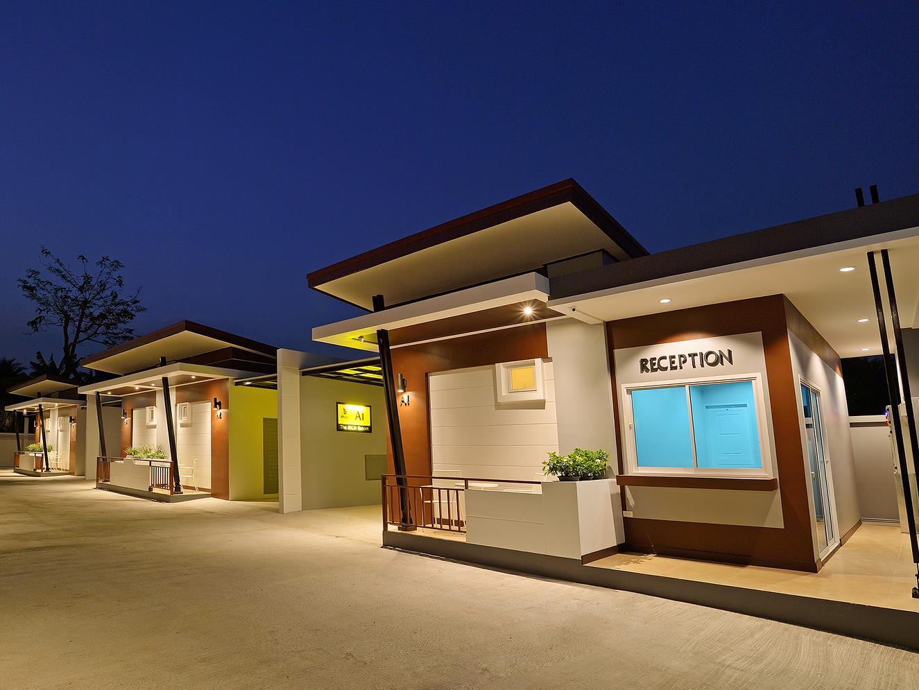 Ngoại cảnh khách sạn