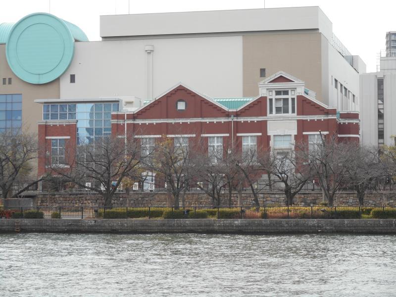 Khu vực xung quanh