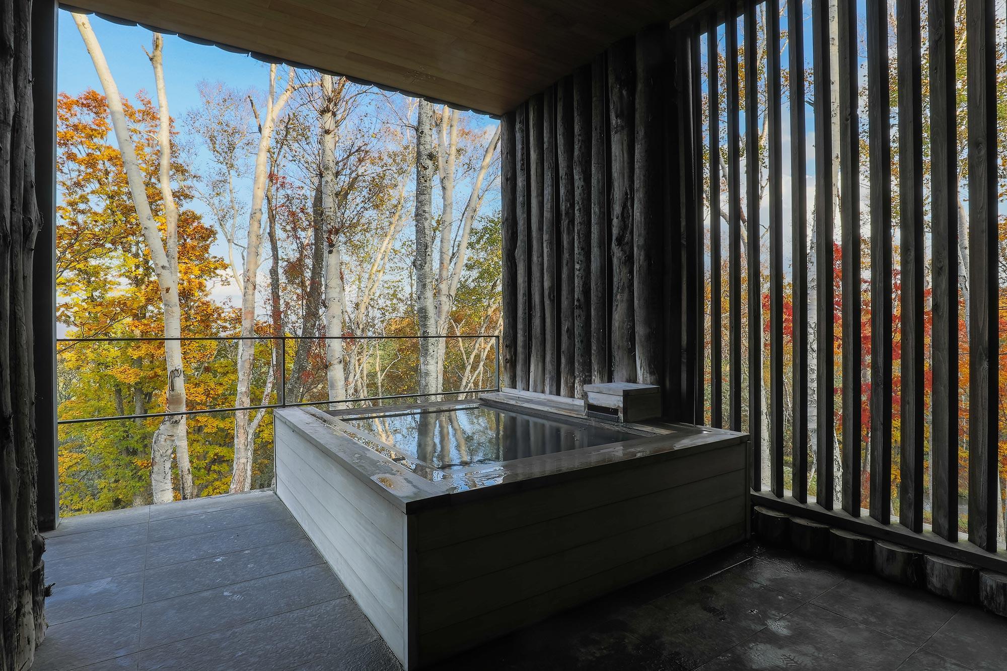 Tắm suối nước nóng