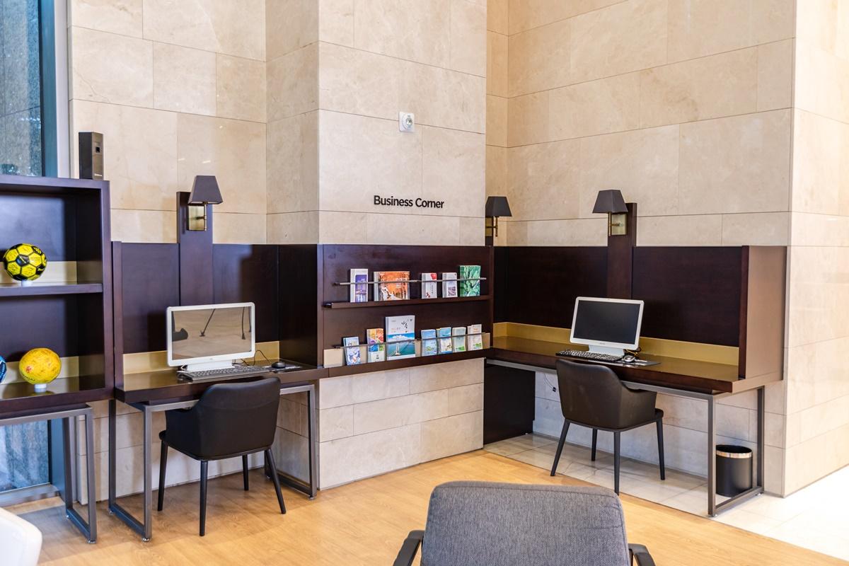 Trung tâm hội nghị