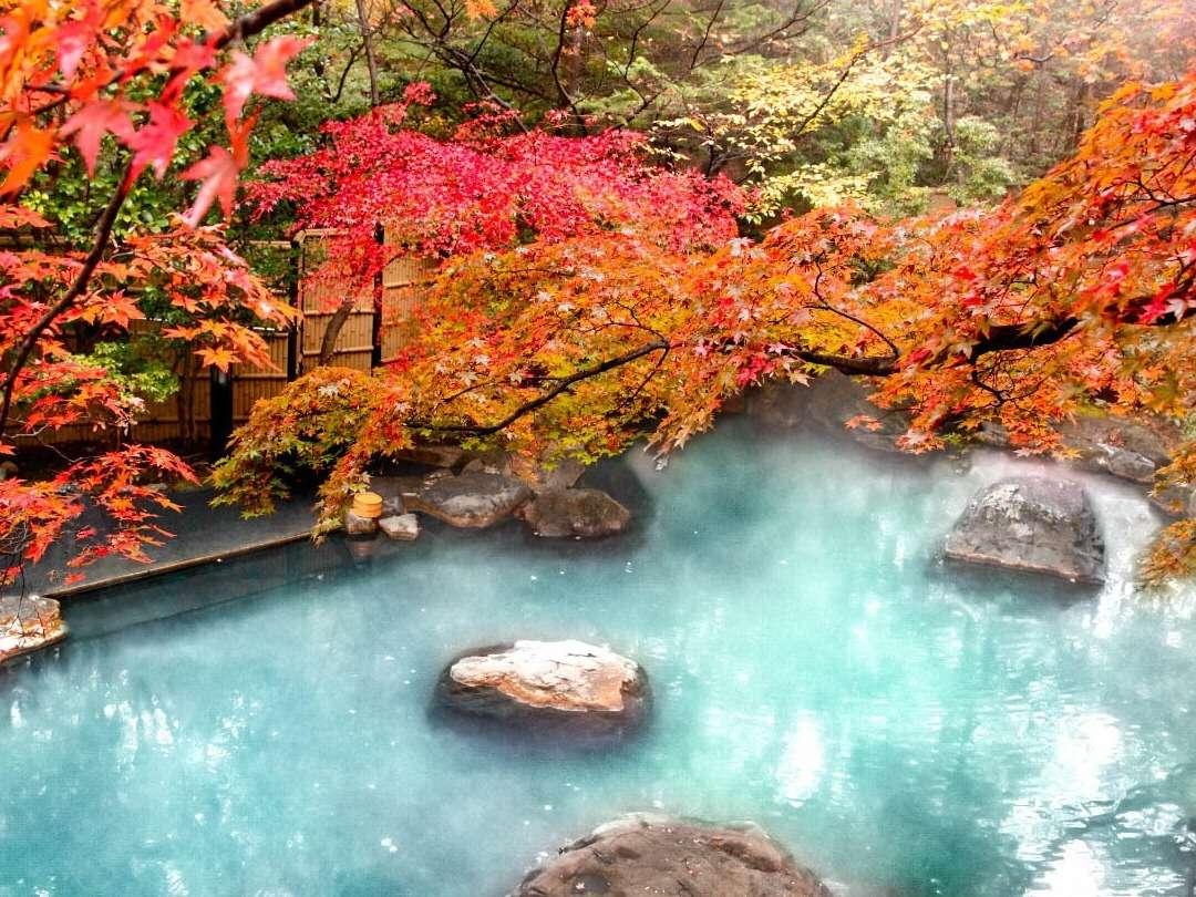 Bồn tắm lộ thiên