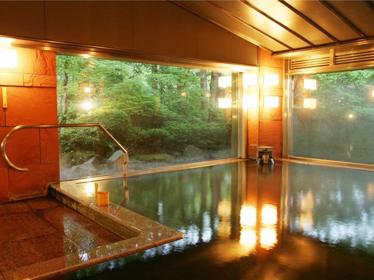 Tắm suối nước nóng