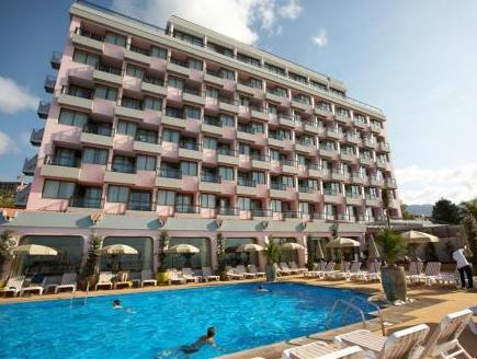 Ngoại cảnh khách sạn