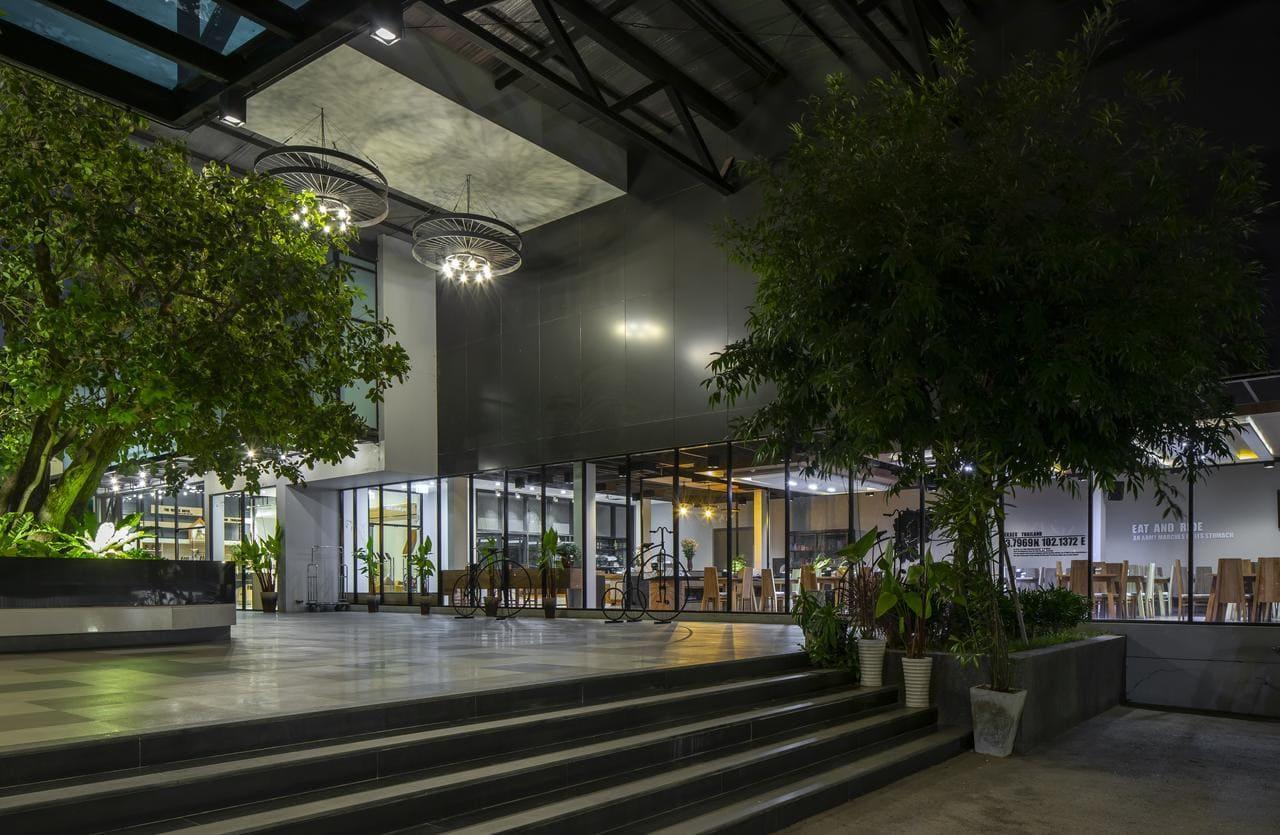 Ngoại cảnh khách sạn