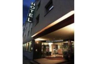 Ngoại cảnh khách sạn