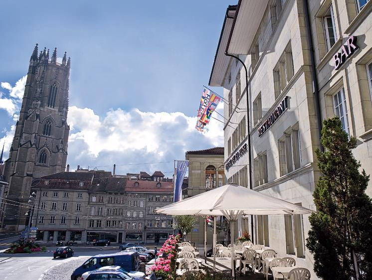 Ngoại cảnh khách sạn