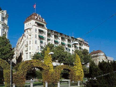 Ngoại cảnh khách sạn