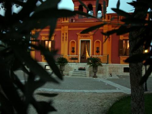 Ngoại cảnh khách sạn