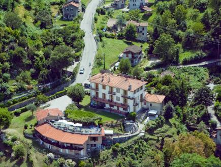 Ngoại cảnh khách sạn