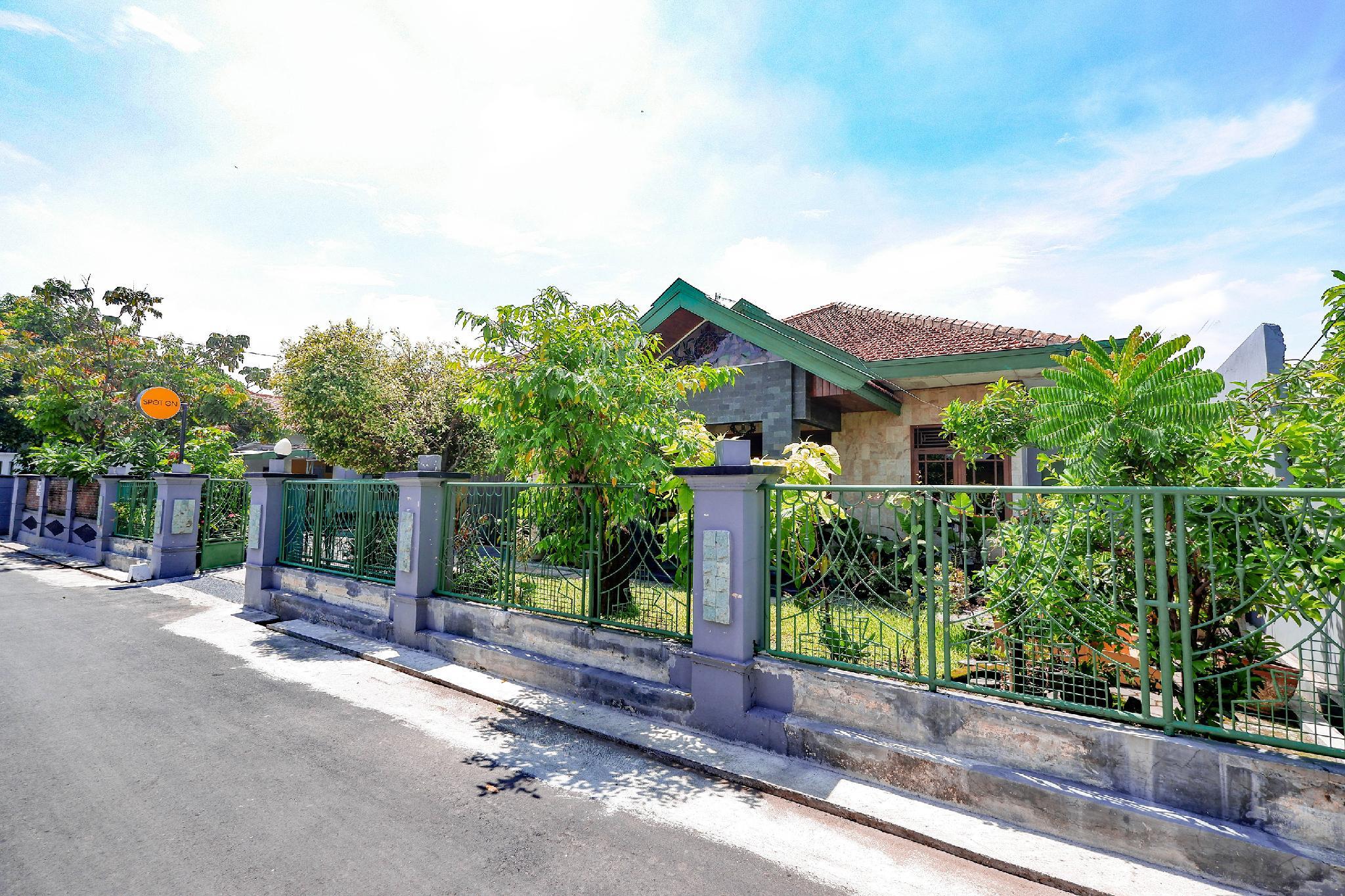 Ngoại cảnh khách sạn