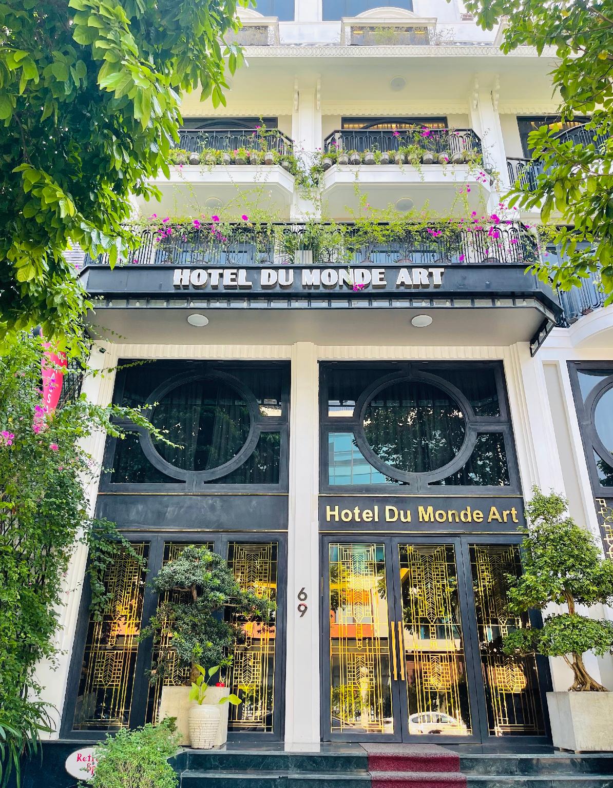 Ngoại cảnh khách sạn